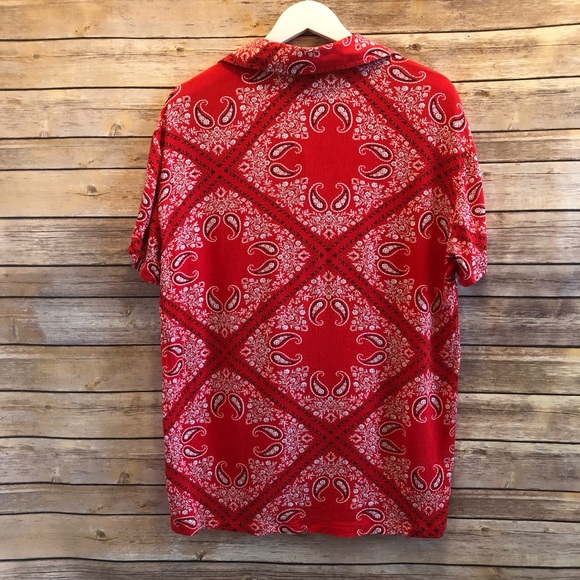 Topshop Red Floral Paisley Bandana Print Short Sleeve Button Down Blouse Size 4 - Picture 2 of 4